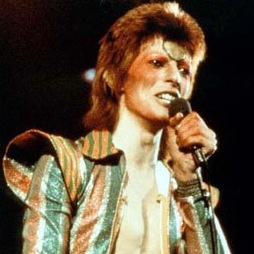 David Bowie: Social Kind Of Girl